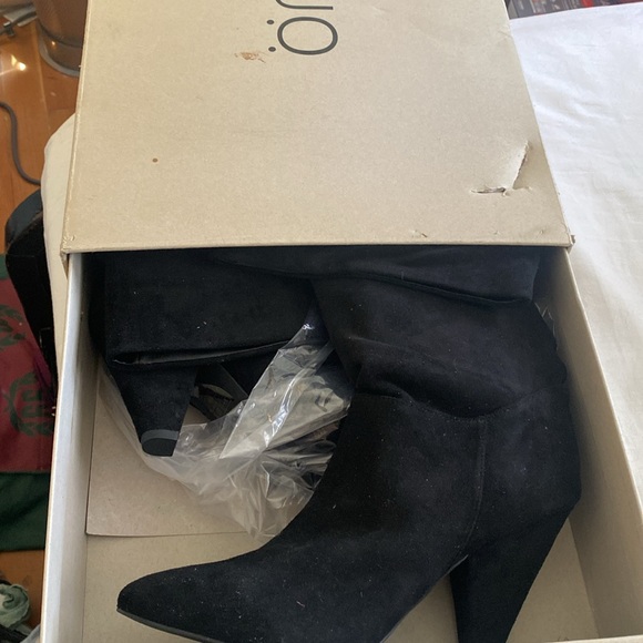 Urban Outfitters Tess Suede Scrunch Boot NWT - Picture 4 of 6